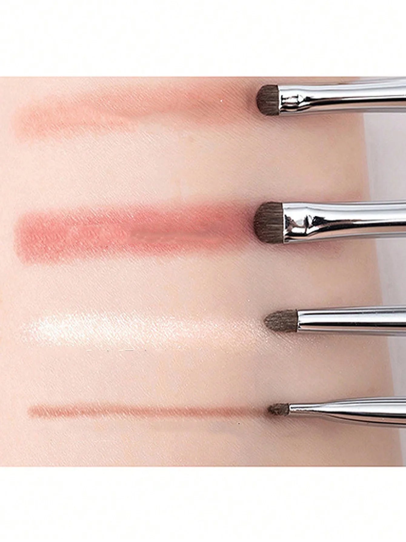 4Pcs Small Eyeshadow Brushes for Fine-Tuning Eye Makeup, Tapered Small Brushes for Highlighting, Fine Detail Blending, and Concealing