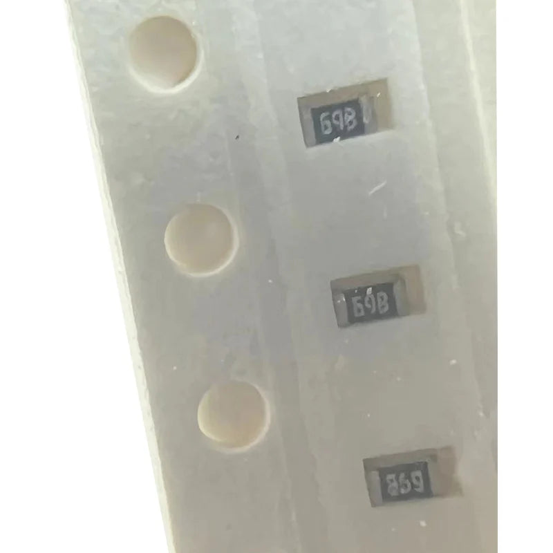 100pcs 0603*4 10R 22R 33R 47R 51R 100R 150R 1K 3.3K 10K 8P4R Network Resistor Array