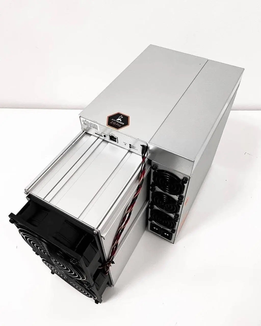B. Bitmain Antminer Z15 Pro 840KSol/s – 2780W Equihash Zcash ZEC ASIC Miner With PSU