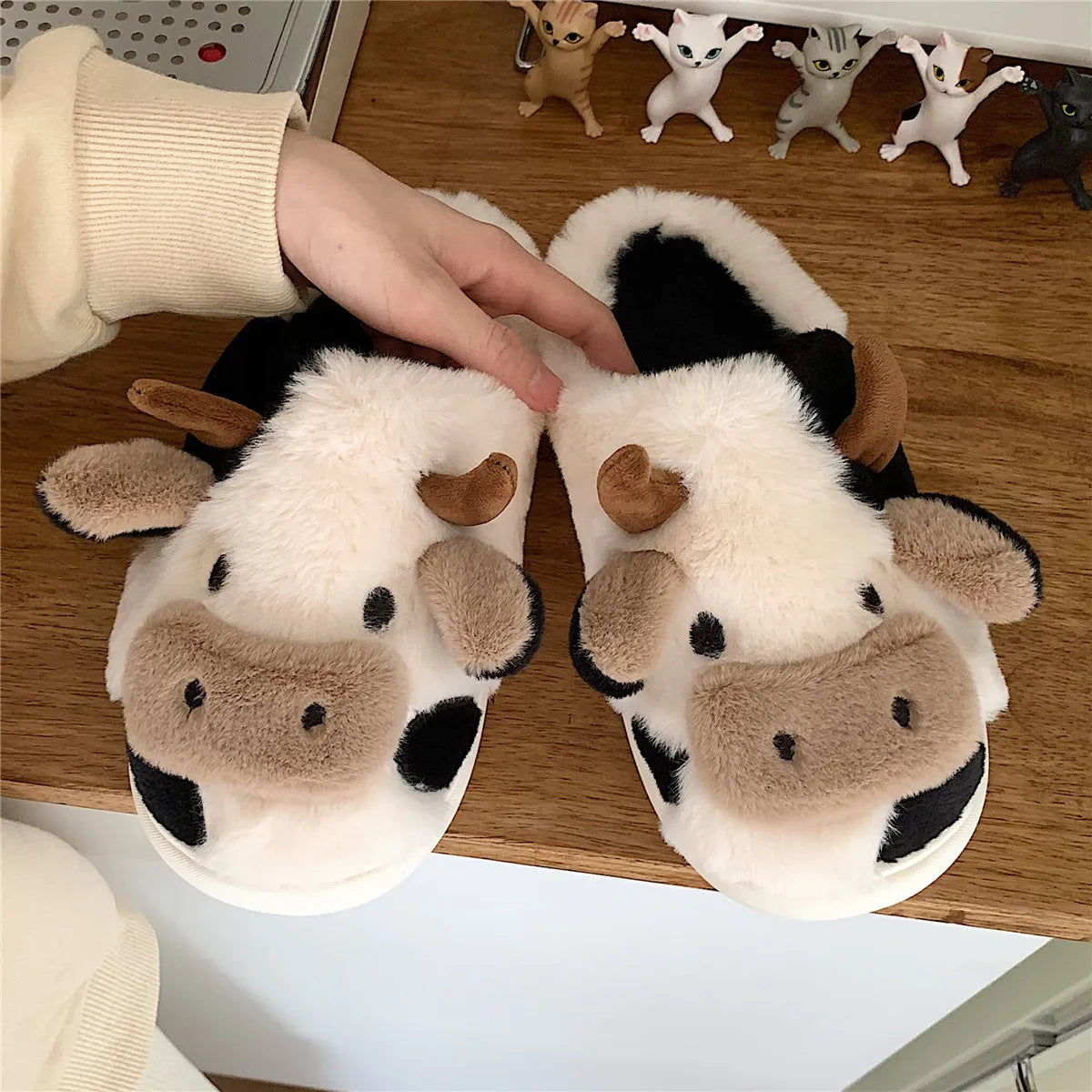 XIXITIAO Hot Sale Cute Warm Home Slippers for Women&Girls Soft Plush Non-Slip Sole Slides Cow Fuzzy Animal Winter Shoes