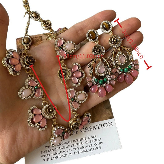 Flower Pendant Necklace, Light Luxury High-End Heavy Craftsmanship Clavicle Chain, Niche Design Jewelry for Women