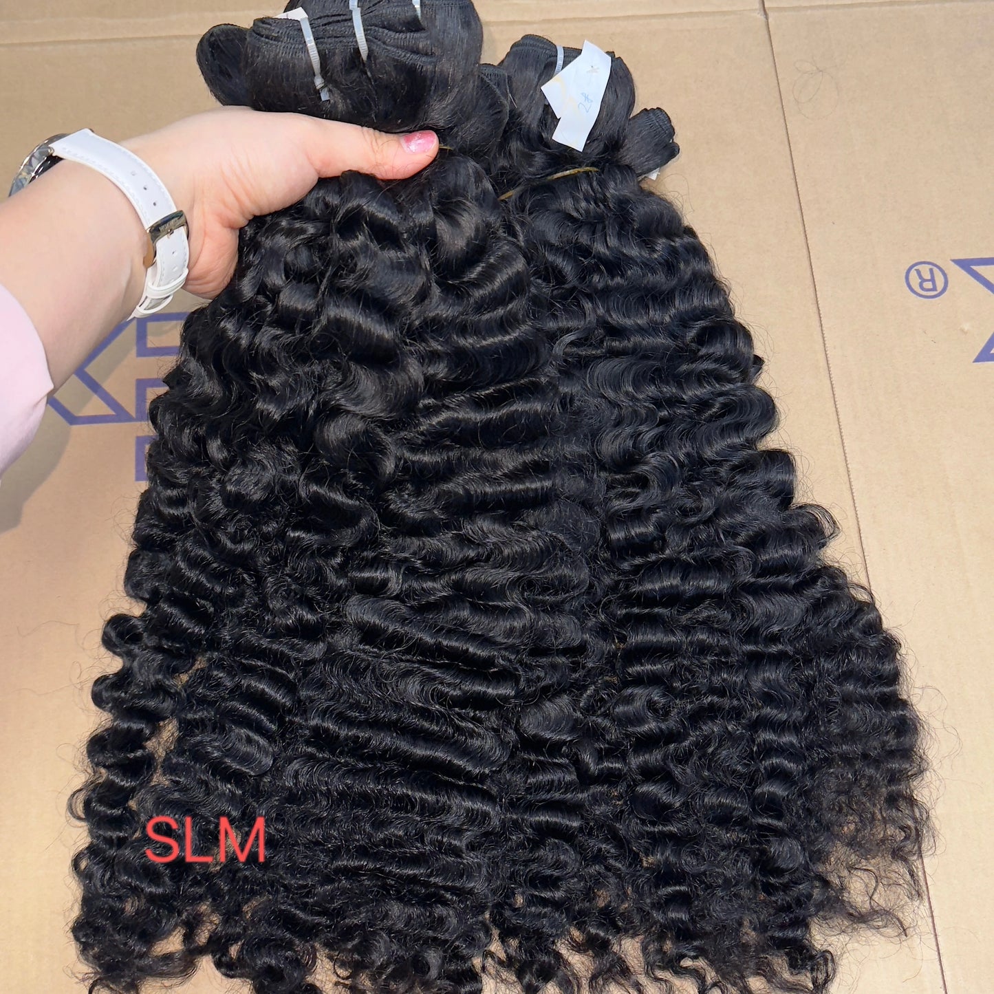 One Donor Raw Indian Wave Curl Bundle Cambodian Hair Weaves Burmese Curly Raw Human Hair Extensions for Black Women