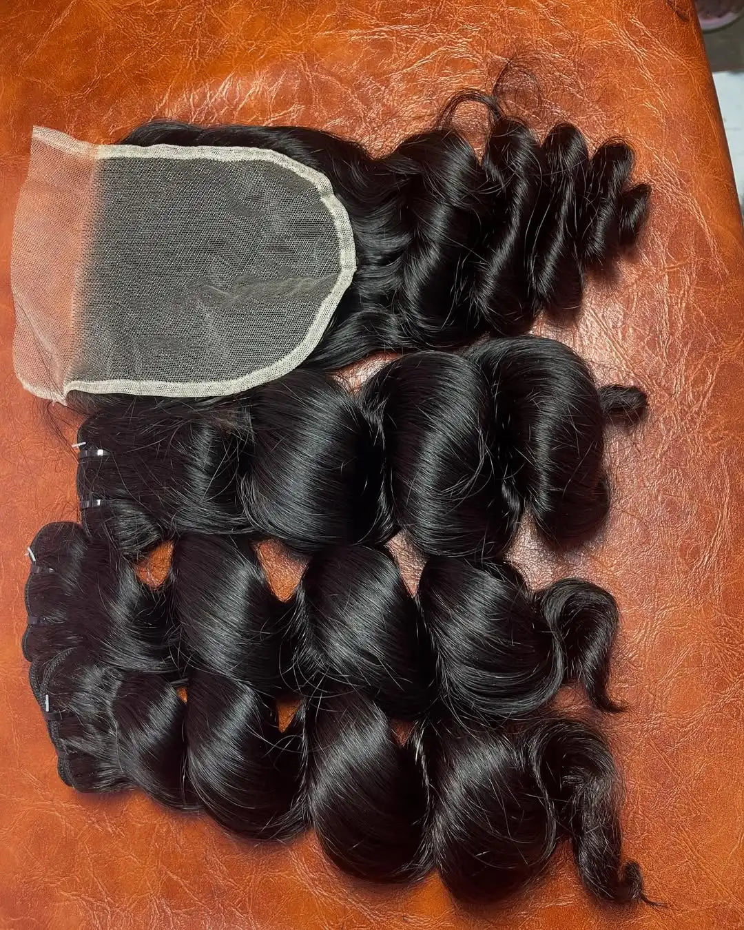 Hot Selling Virgin Human Hair Brazilian Deep Wave Wholesale Hair Bundle Cut Girl Virgin Human Bundle Hair