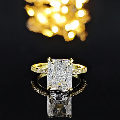 Amazon European and American Cross-border Ice Flower Cut Light Luxury Niche High-end Design Ring for Women Super Flash r7233