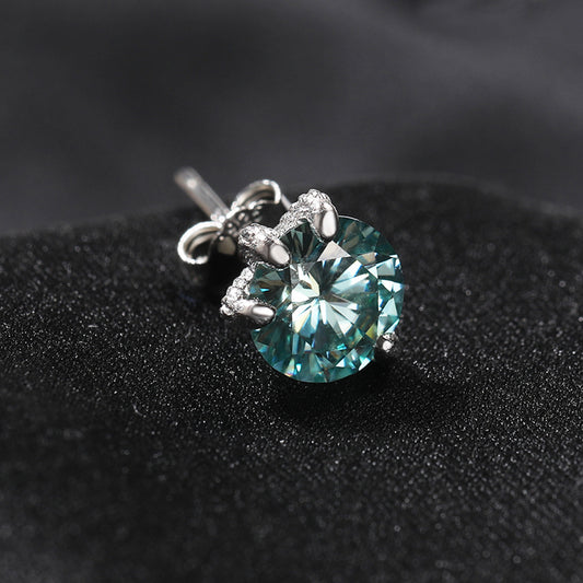 Light Luxury All-match S925 Silver Moissanite Dragon Claw Earrings for Men and Women with High-end Sense Instagram Style Fashionable Distinctive Earrings