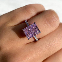 Amazon European and American Cross-border Ice Flower Cut Light Luxury Niche High-end Design Ring for Women Super Flash r7233