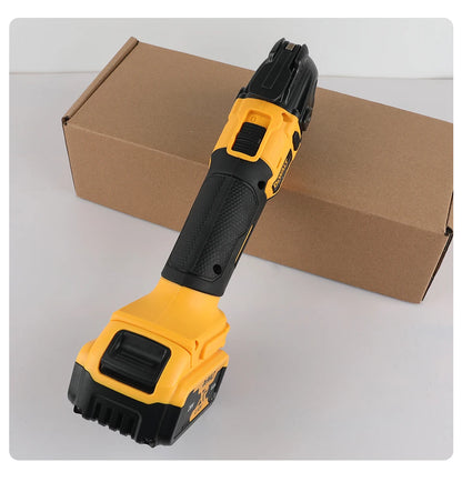 DEWALT DCS356 Brushless Oscillating Multi-Tool Rechargeable Quick Blade Change for Sanding Trimming Grinding Cutting Jobs