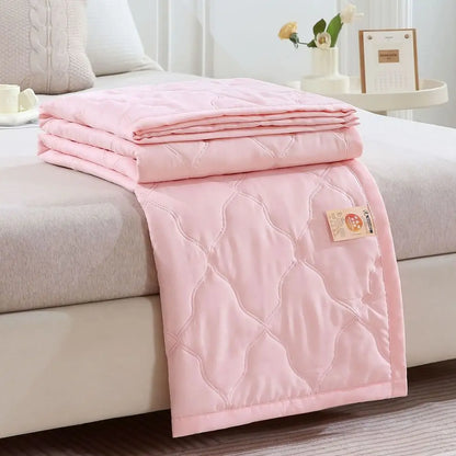 Summer Cooler Quilt Conditioning Quilt Double Sided Cold Effect Blanket Cooler Fiber Heat-dissipating Quilt Skin-Friendly Washed