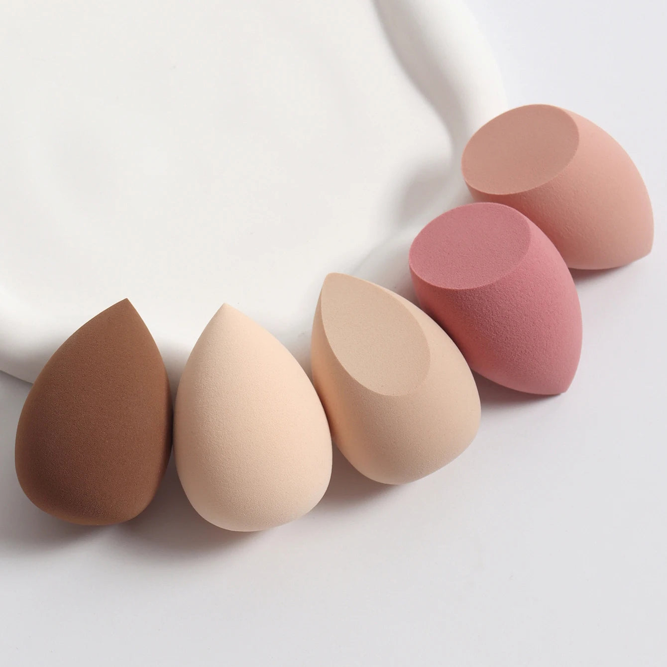3/8/12/16/24/32/48Pcs Milk Coffee Makeup Sponge, Suitable for Applying and Setting Makeup, Suitable for All Skin Types