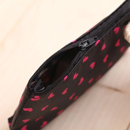 Heart Pattern Makeup Bag Fashion Design Multi-Functional Zippered Toiletry Storage Bag Large-Capacity Professional