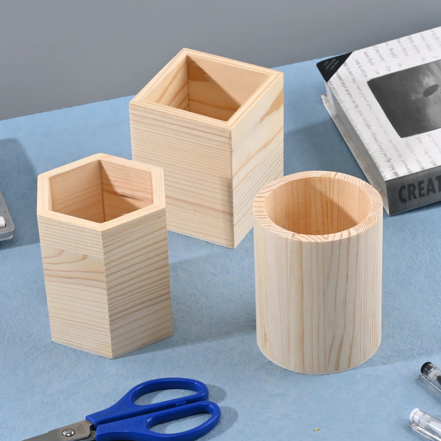 Wooden stationery storage box for pens, pencil cases, office pen holders, makeup brush containers, stationery supplies,