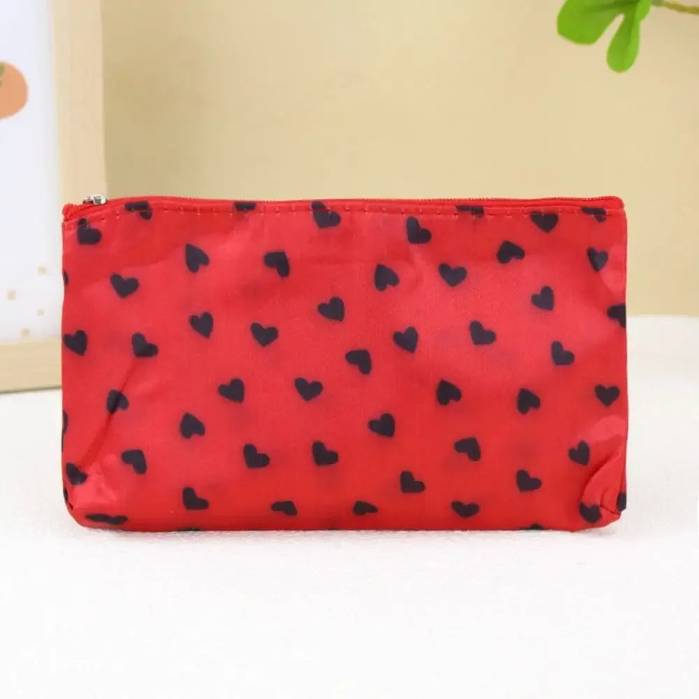 Heart Pattern Makeup Bag Fashion Design Multi-Functional Zippered Toiletry Storage Bag Large-Capacity Professional
