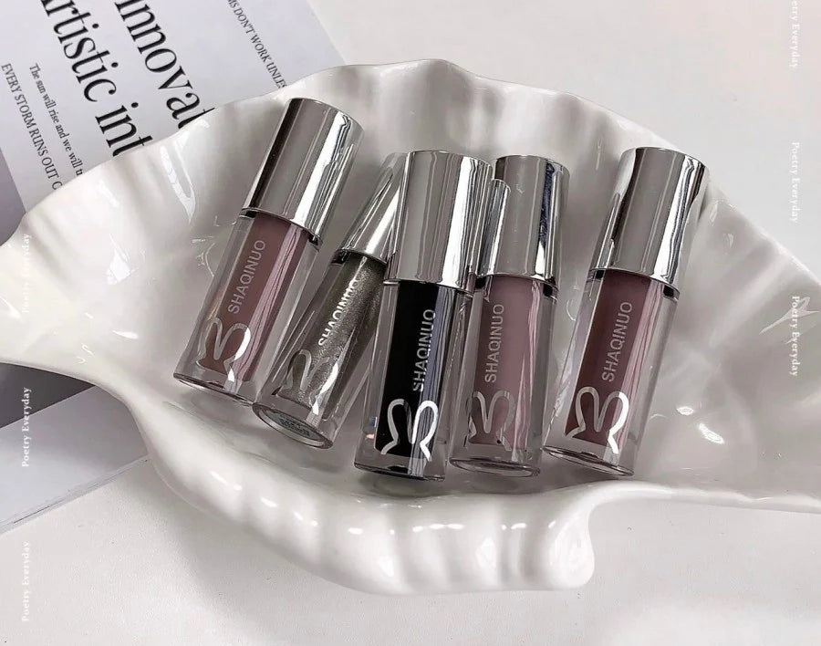 1Pc Lip Gloss Mirror Moisturizing Gothic Pure Black Silver Fine Flash Low Saturation Lip Glazed Lasting Lip Makeup Halloween